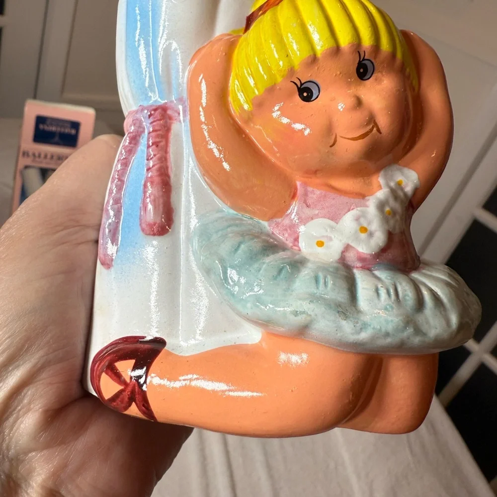 VINTAGE Ballerina Brush and Comb Set Ceramic Holder #6195 NEW‎